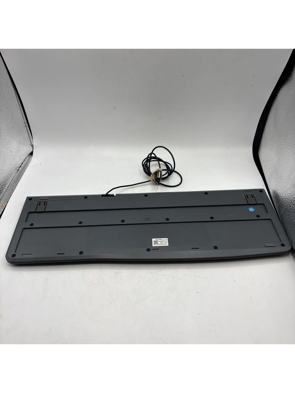 Logitech k120 plug